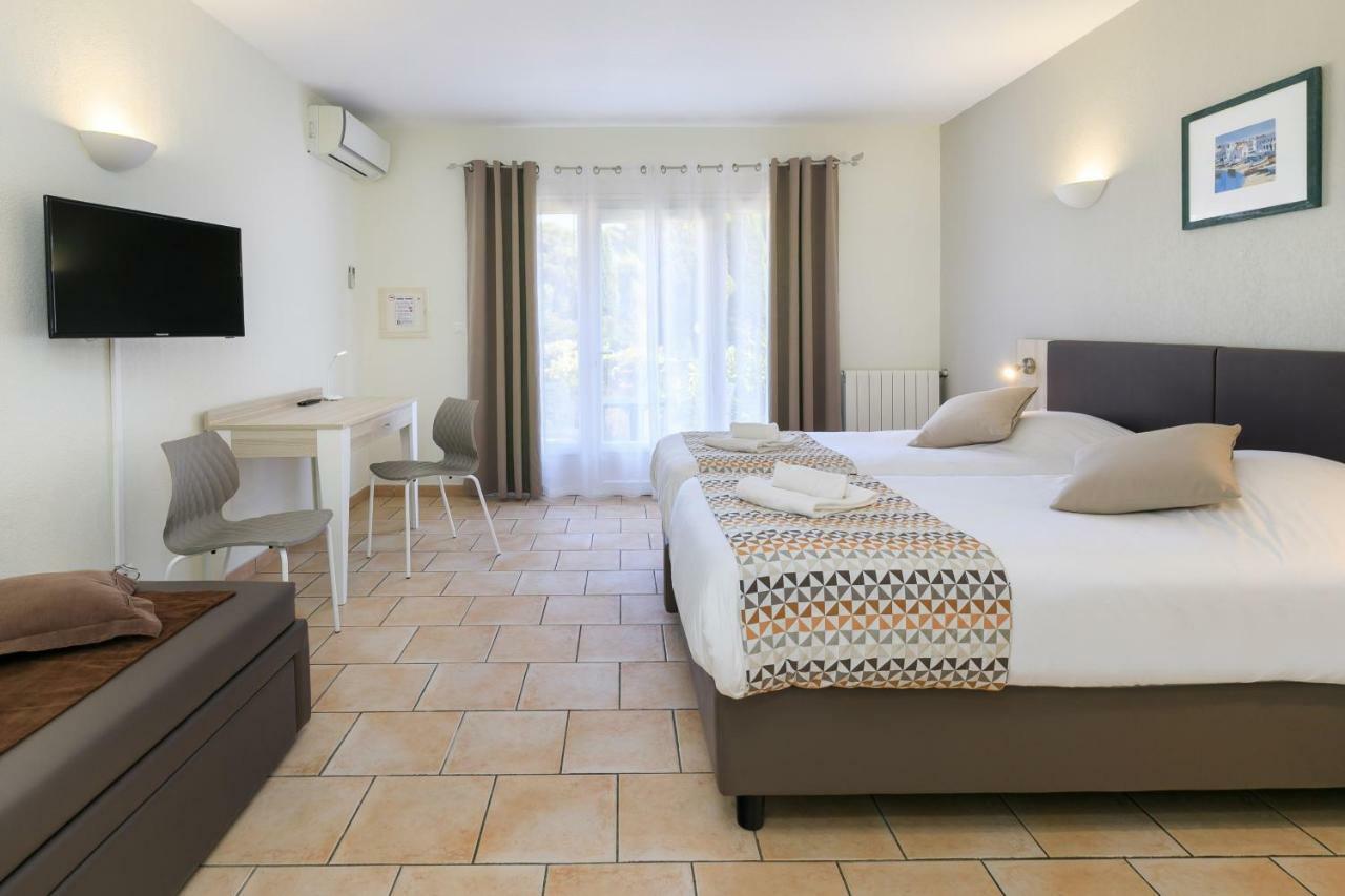 Hotel Joseph Charles 3*